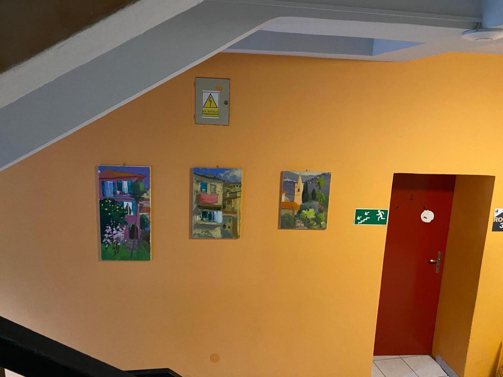 Art Inn Space Krakow Luaran gambar