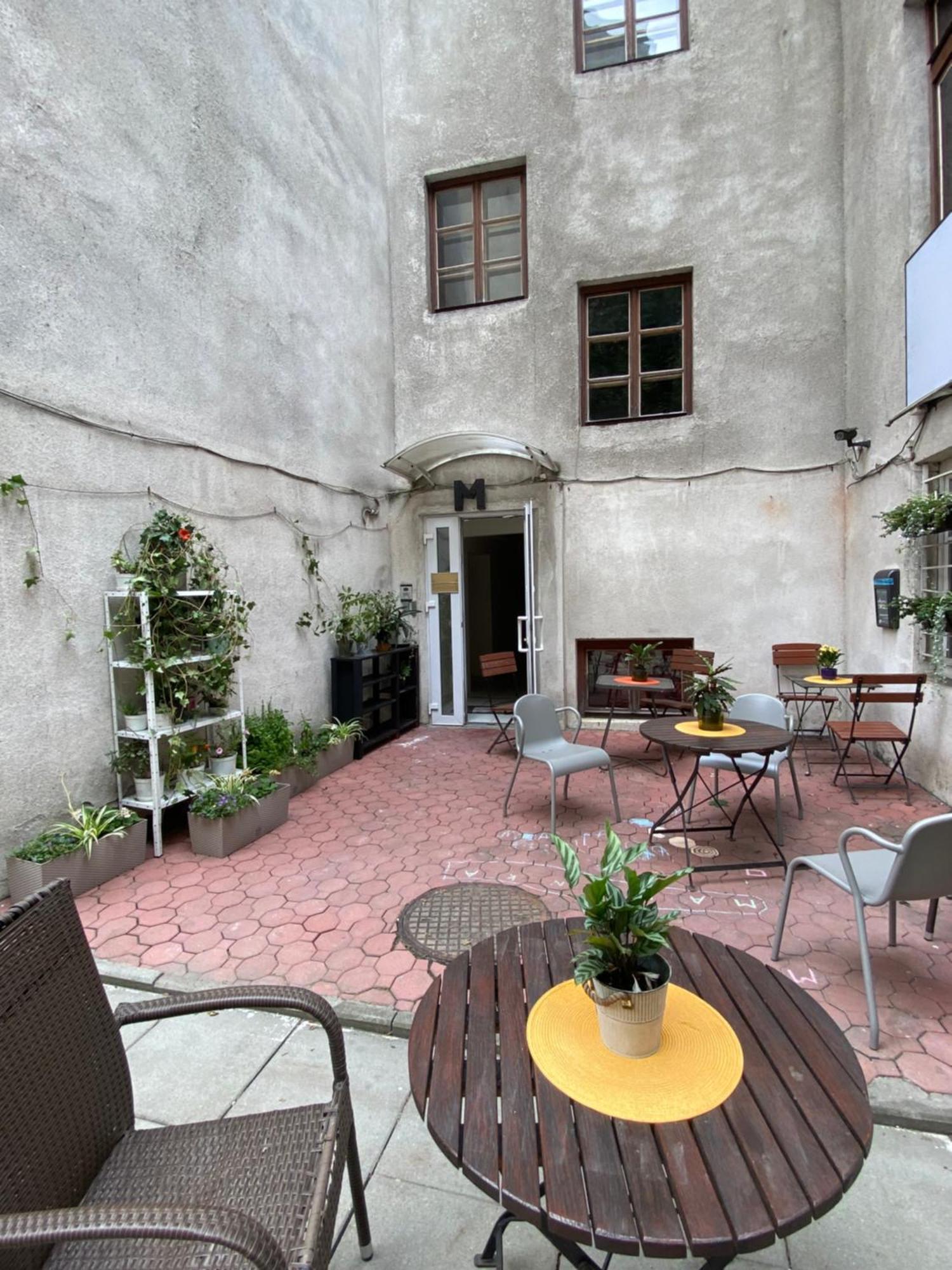 Art Inn Space Krakow Luaran gambar